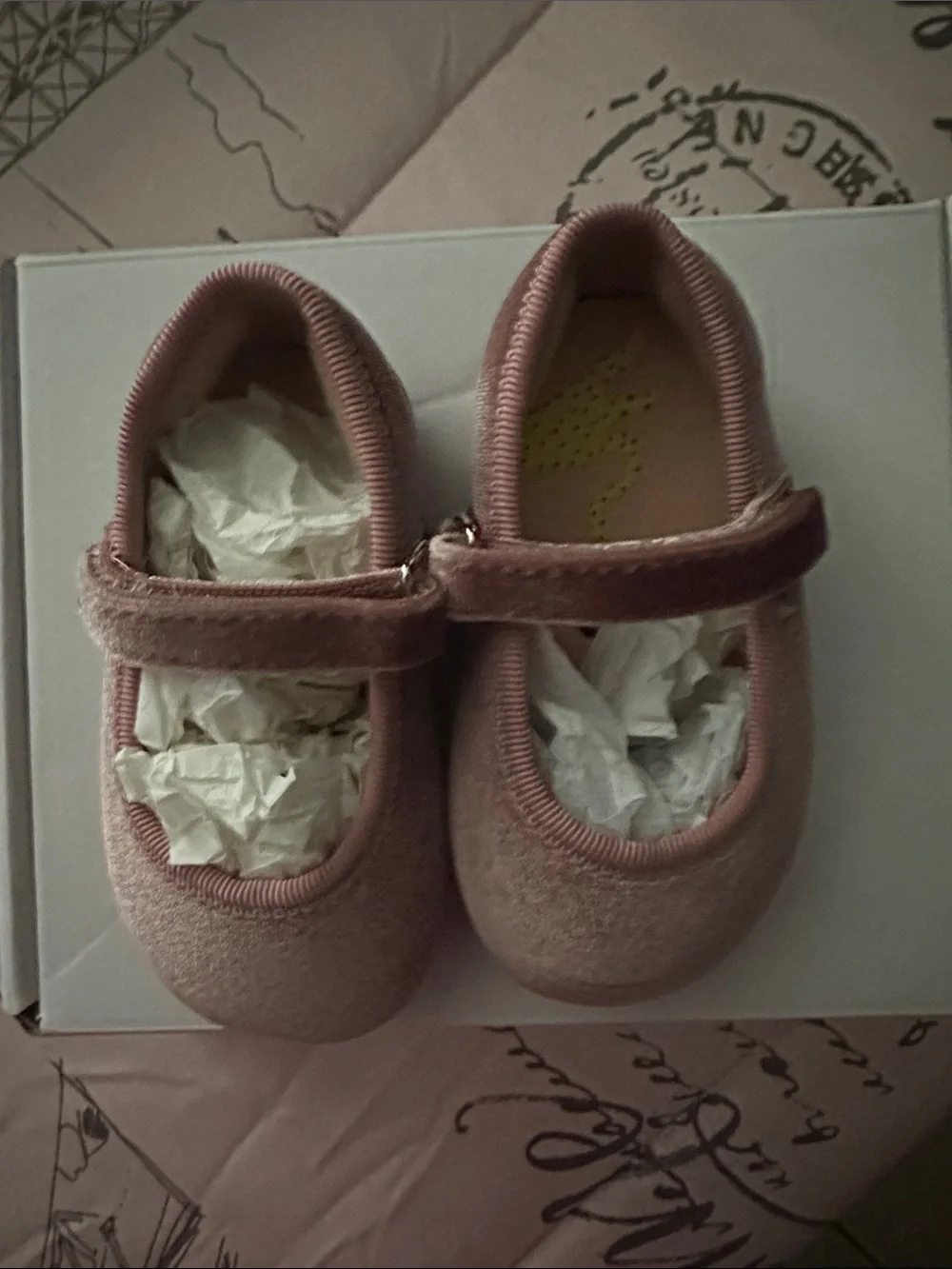 Ten Little Velvet Ballet Flats in Dusty Rose size 4(baby girl)